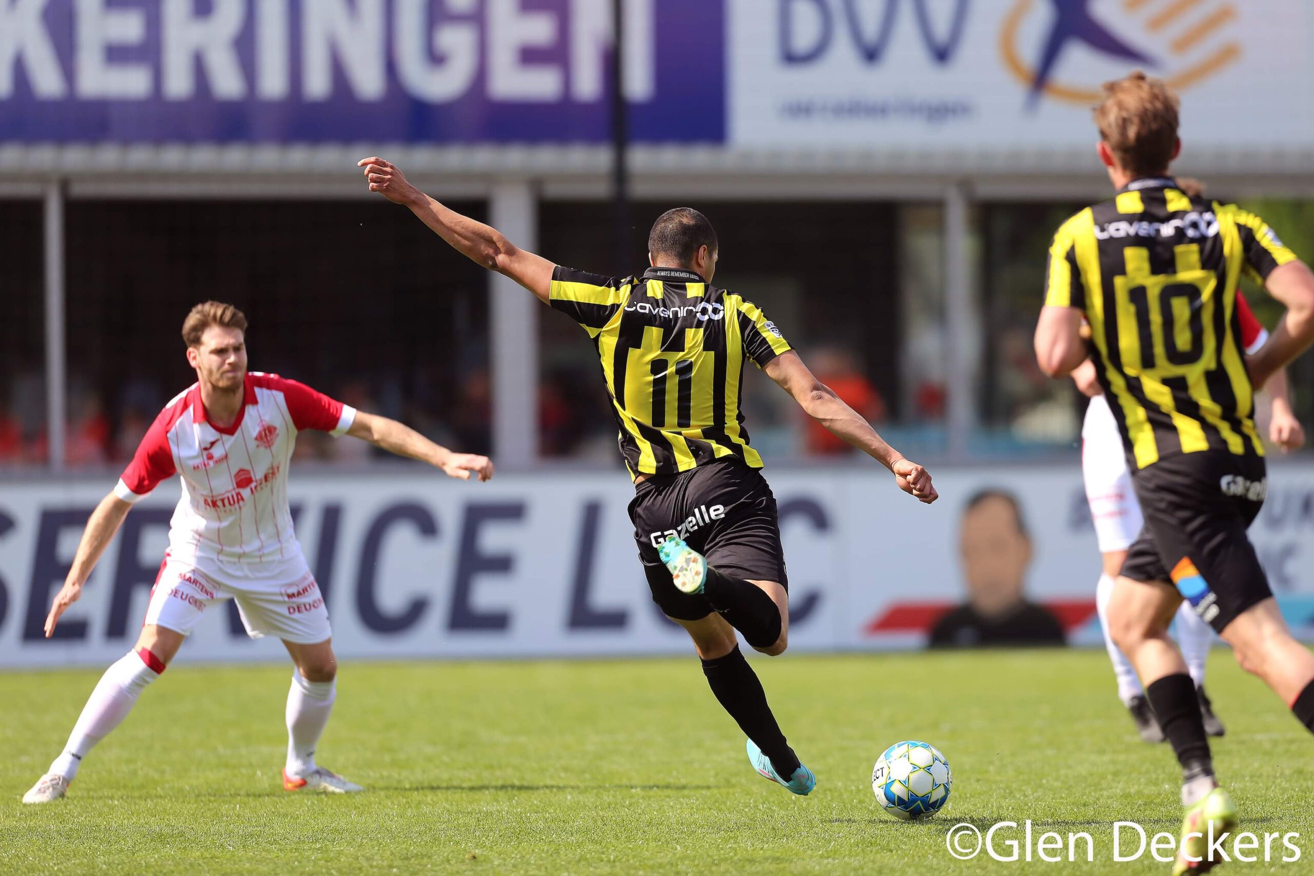 Lyra-Lierse Speelt Een Prima Wedstrijd Bij De Kampioen - K. Lyra-Lierse